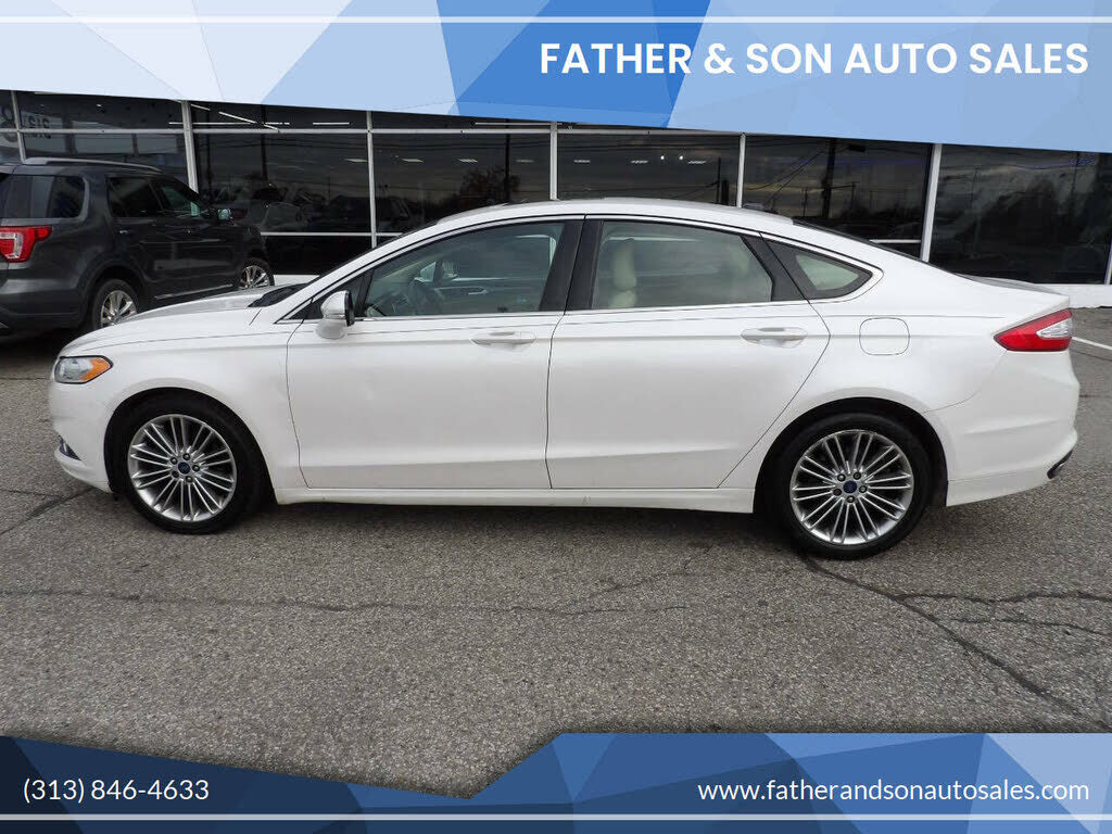 2015 FORD Fusion