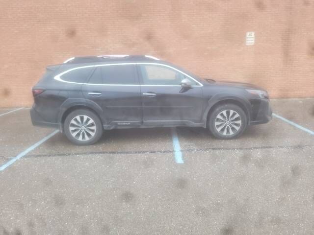 2023 SUBARU Outback