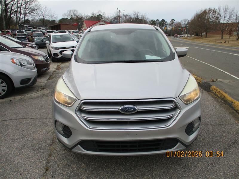 2017 FORD Escape