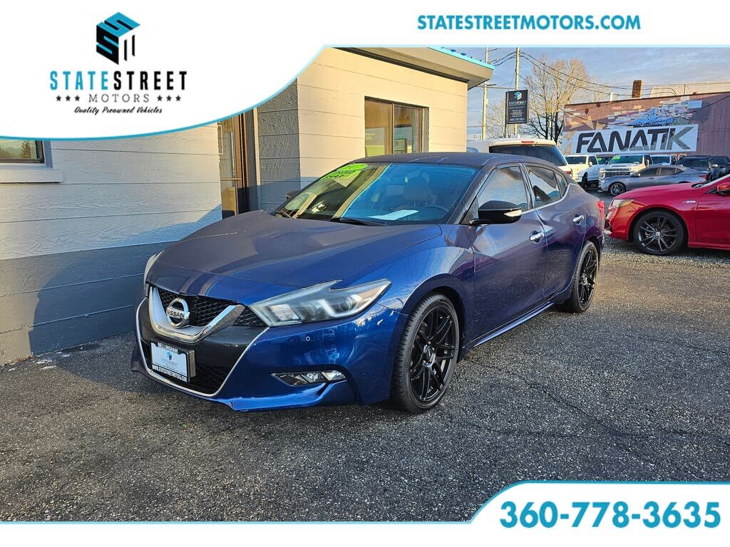 2017 NISSAN Maxima