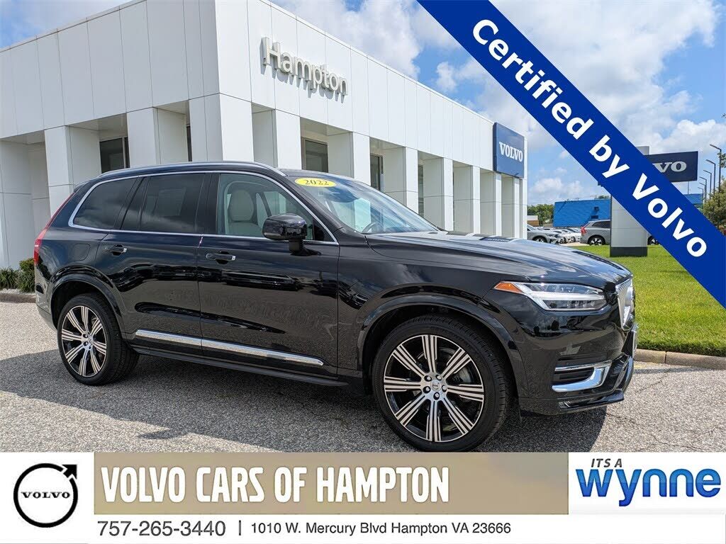 2022 VOLVO XC90