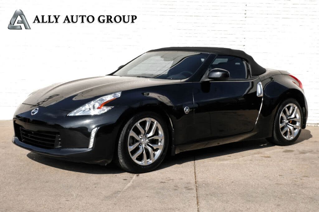 2014 NISSAN 370Z