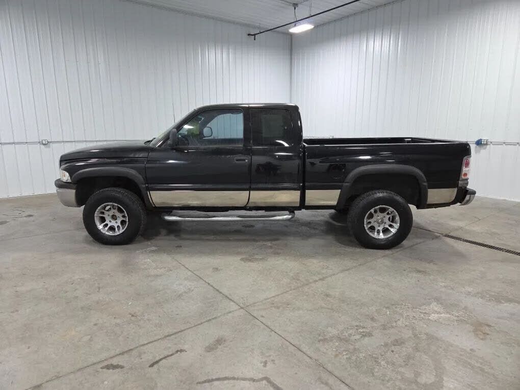 1999 DODGE Ram