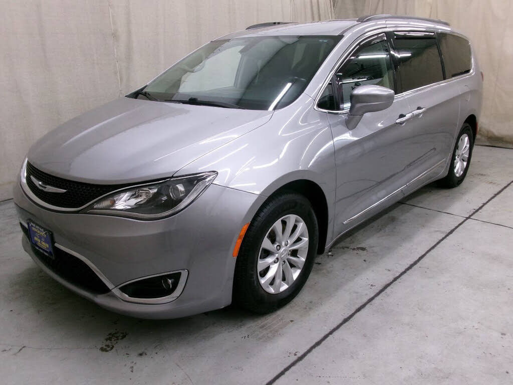 2017 CHRYSLER Pacifica