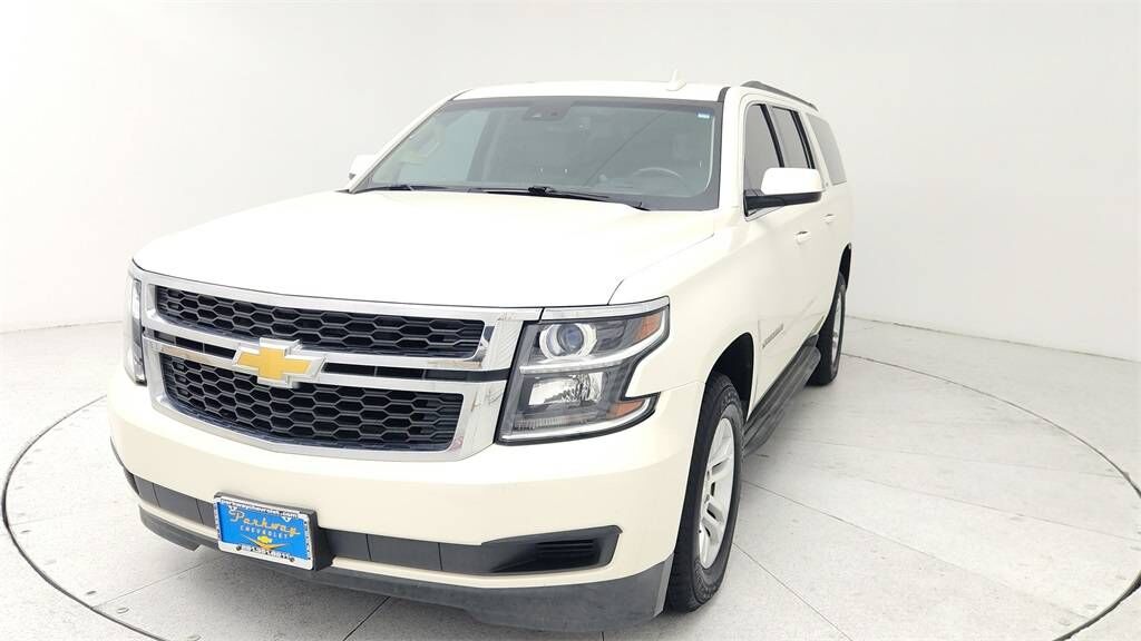 2015 CHEVROLET Suburban