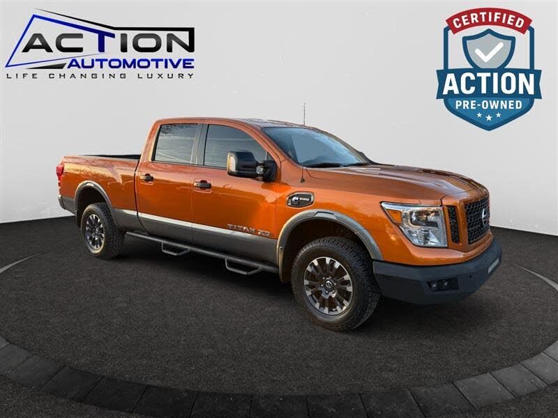 2019 NISSAN Titan
