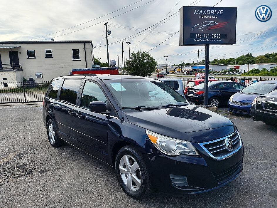 2011 VOLKSWAGEN Routan