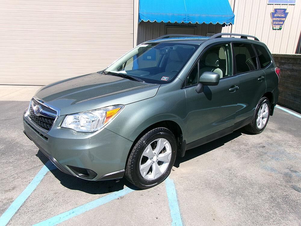 2016 SUBARU Forester