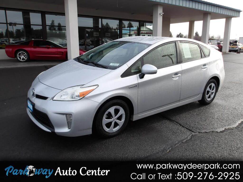 2015 TOYOTA PRIUS