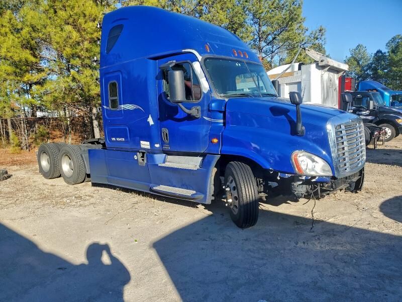 2017 FREIGHTLINER Cascadia