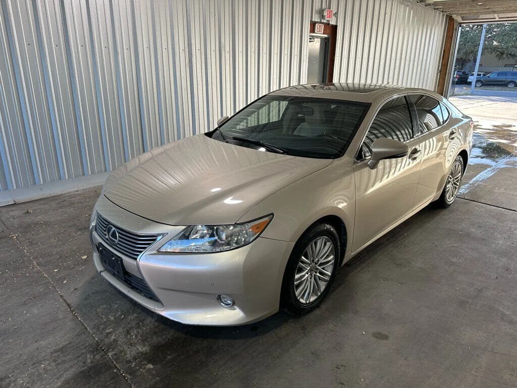 2014 LEXUS ES