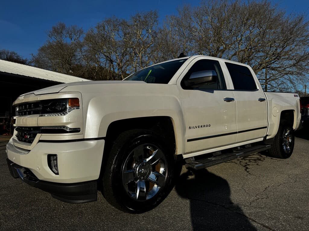 2017 CHEVROLET Silverado