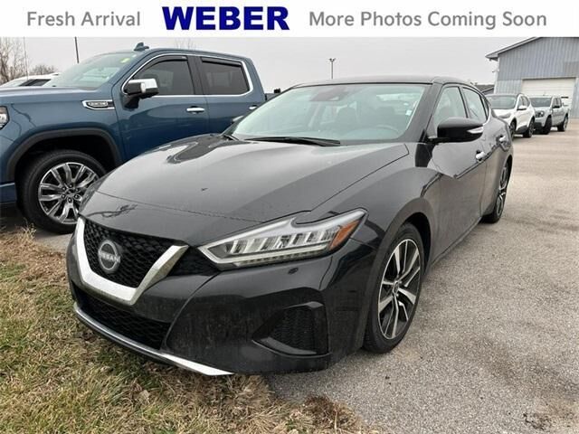 2023 NISSAN Maxima