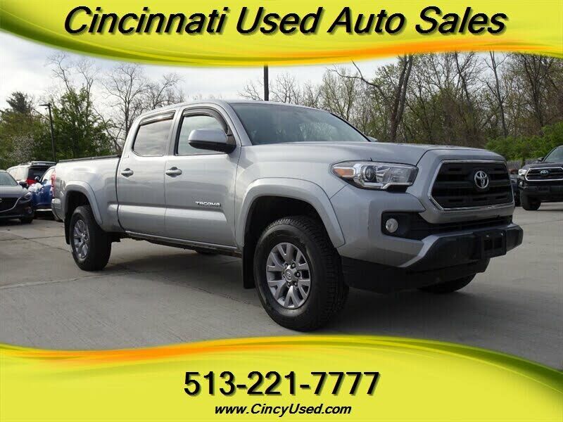 2017 TOYOTA Tacoma