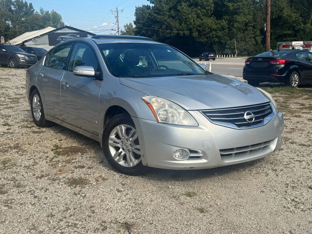 2010 NISSAN Altima