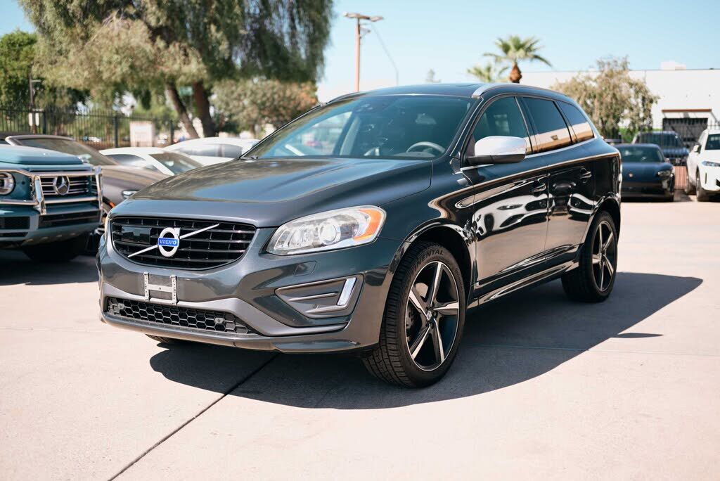 2016 VOLVO XC60