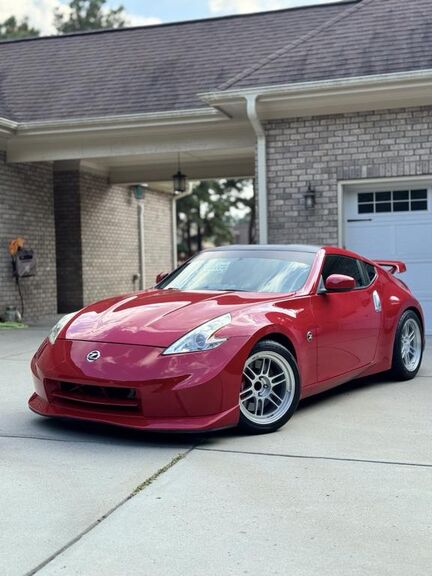 2009 NISSAN 370Z