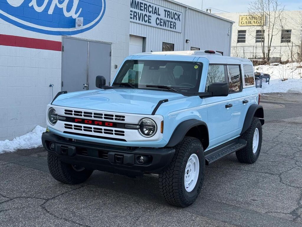 2025 FORD Bronco