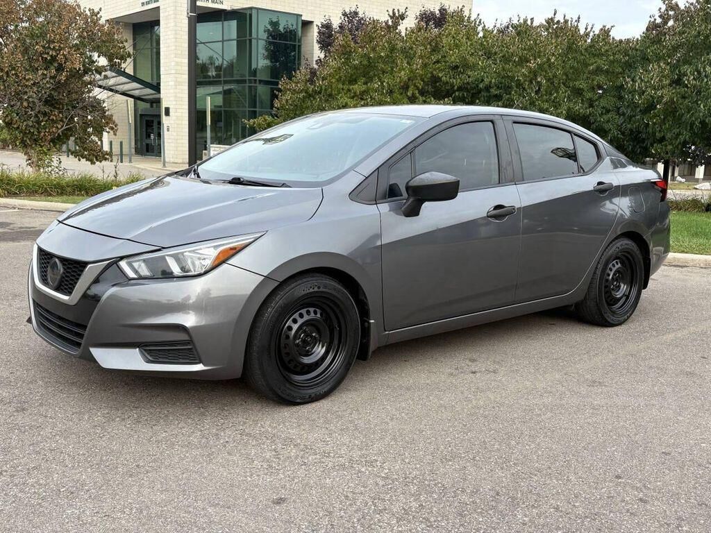 2020 NISSAN Versa