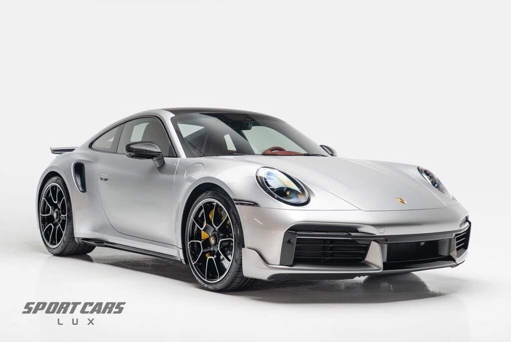 2021 PORSCHE 911