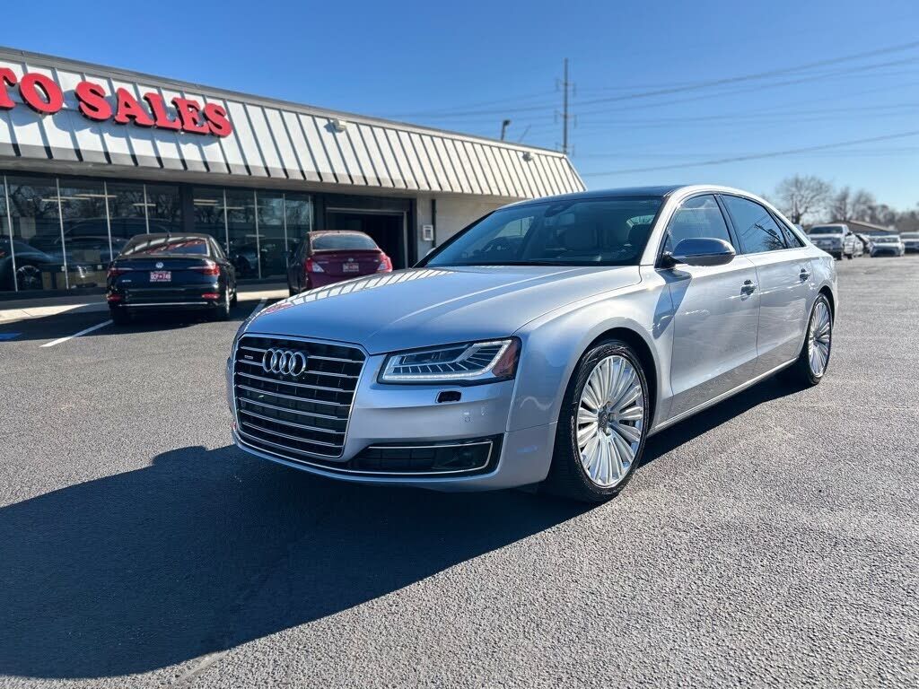 Audi A8