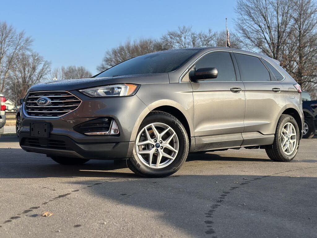 2022 FORD Edge