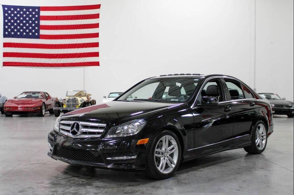 2012 MERCEDES-BENZ C-Class