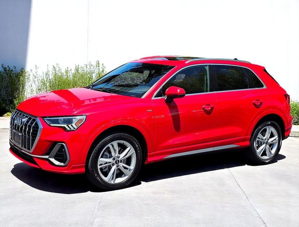 2023 AUDI Q3