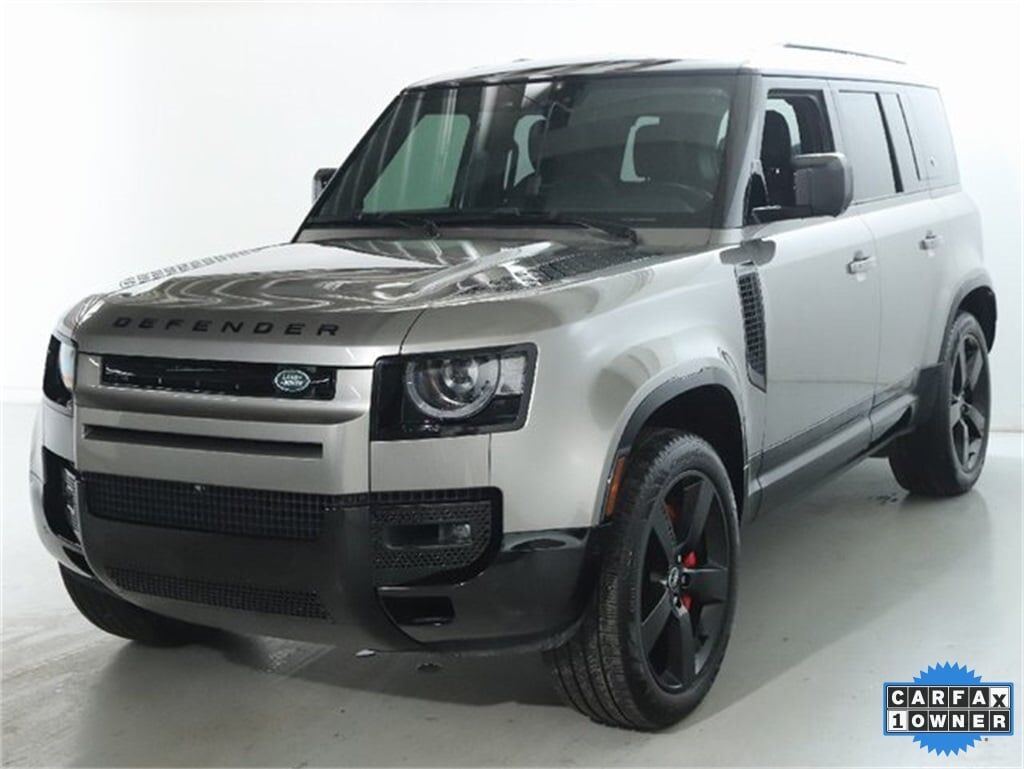 2024 LAND ROVER Defender