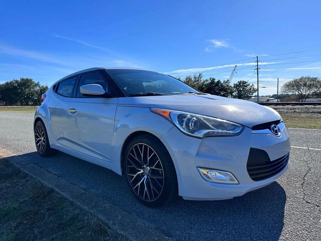 2014 HYUNDAI Veloster