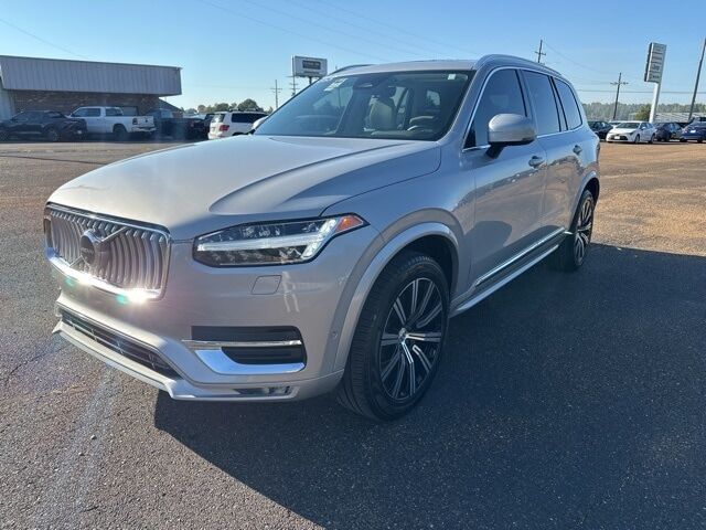 2023 VOLVO XC90