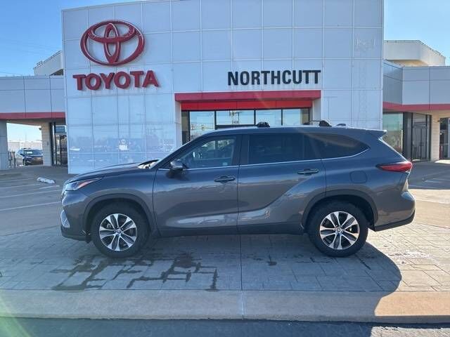 2023 TOYOTA Highlander