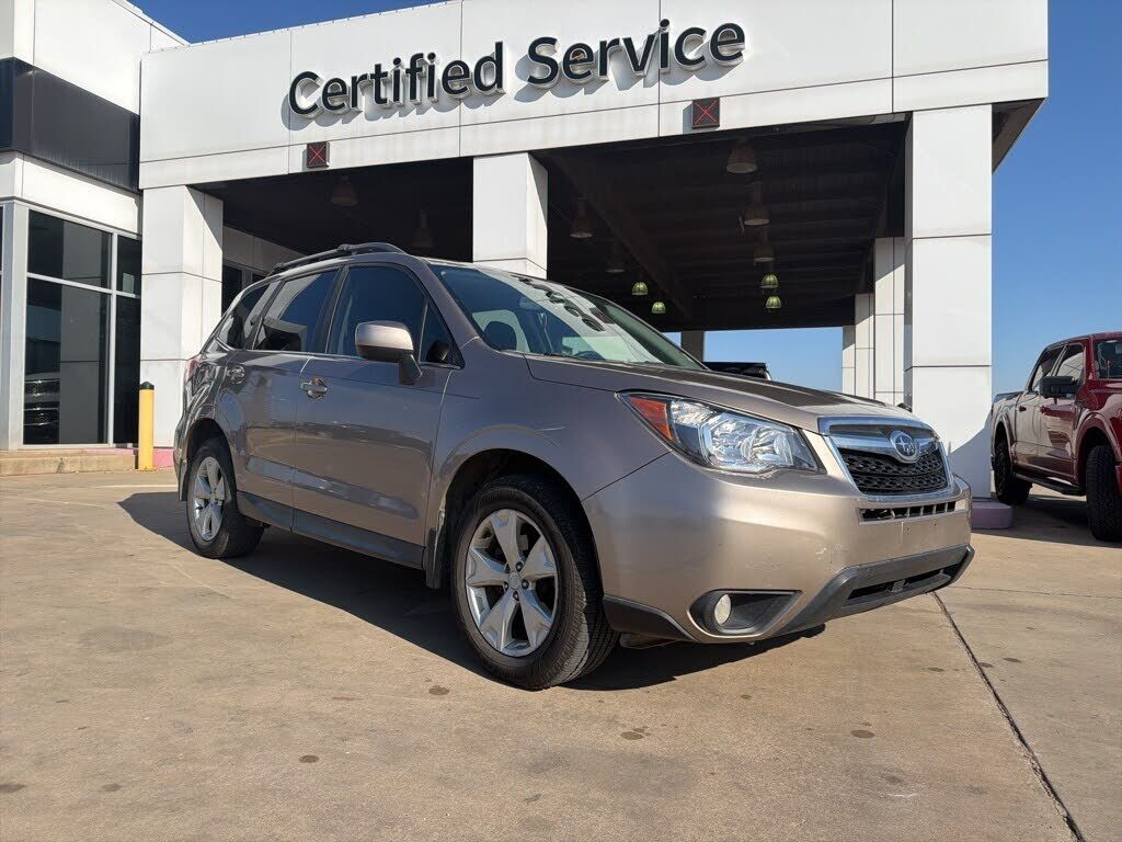 2015 SUBARU Forester