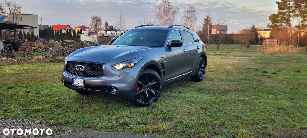 Infiniti QX70
