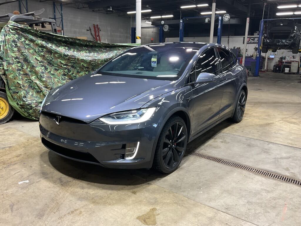 2020 TESLA Model X