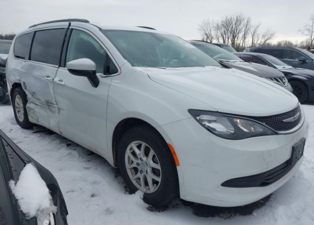 2020 CHRYSLER Voyager