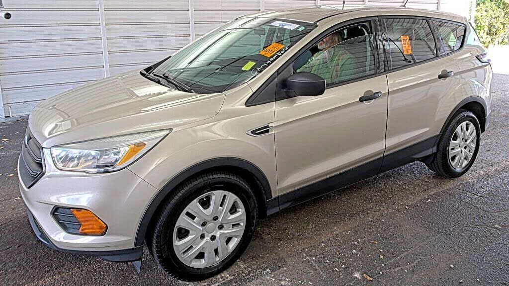 2017 FORD Escape