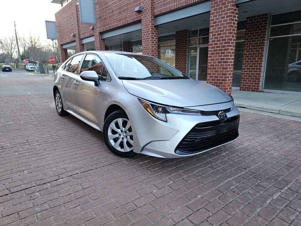 2024 TOYOTA Corolla