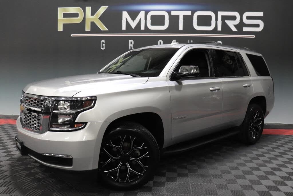 2017 CHEVROLET Tahoe