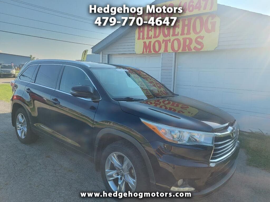 2016 TOYOTA Highlander