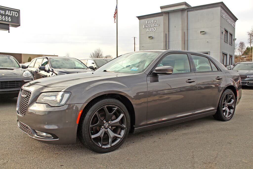 2021 CHRYSLER 300