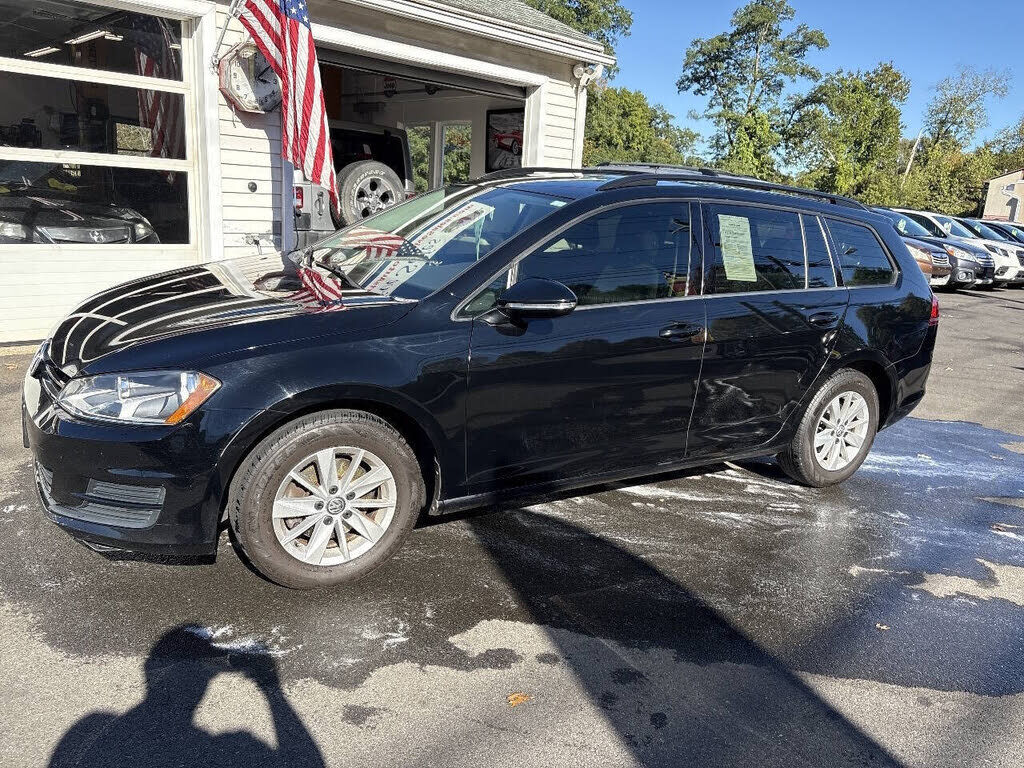 2016 VOLKSWAGEN Golf SportWagen