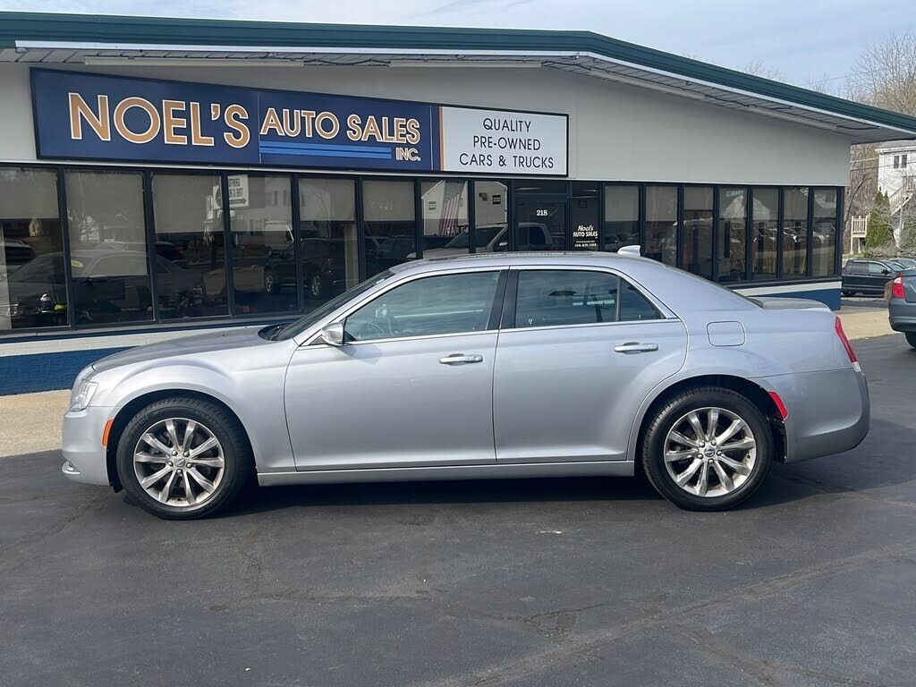 2015 CHRYSLER 300