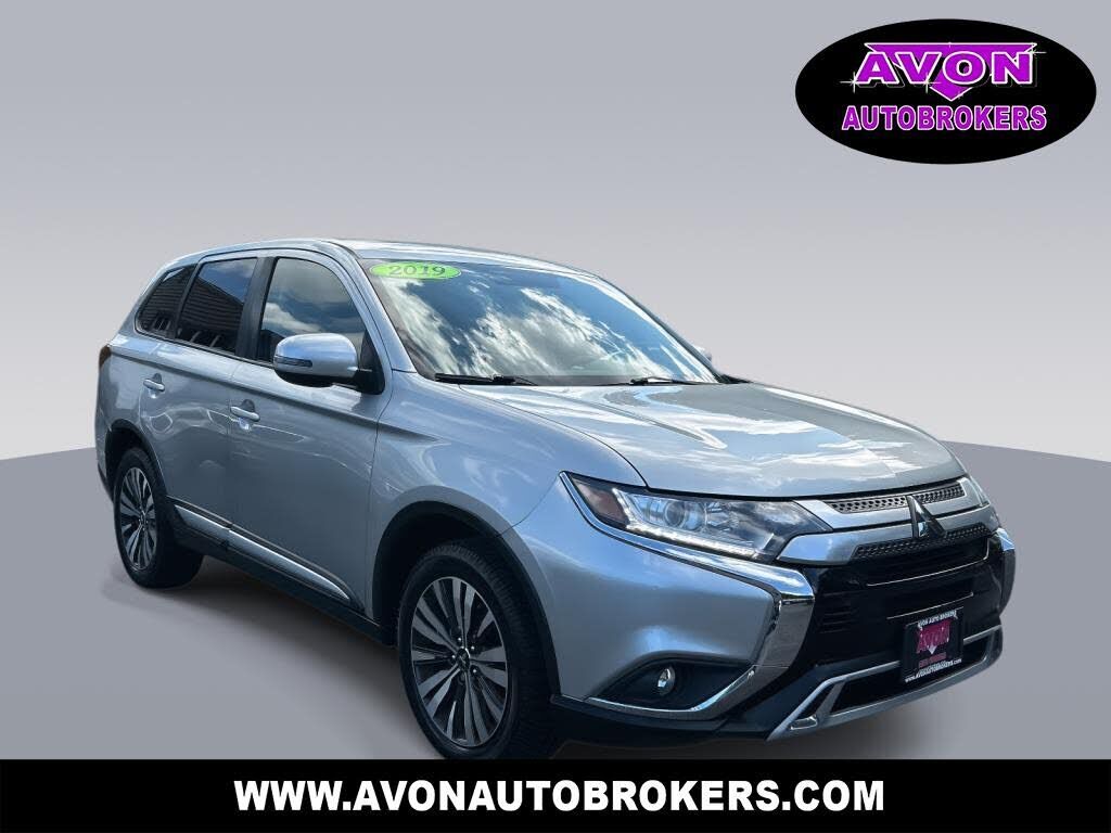 2019 MITSUBISHI Outlander