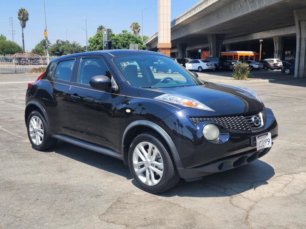 2014 NISSAN Juke