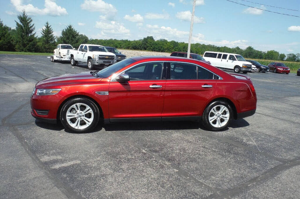 2015 FORD Taurus