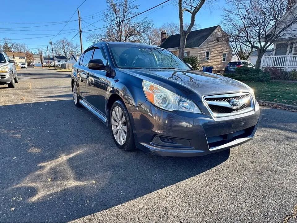 2011 SUBARU Legacy