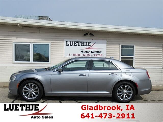 2015 CHRYSLER 300