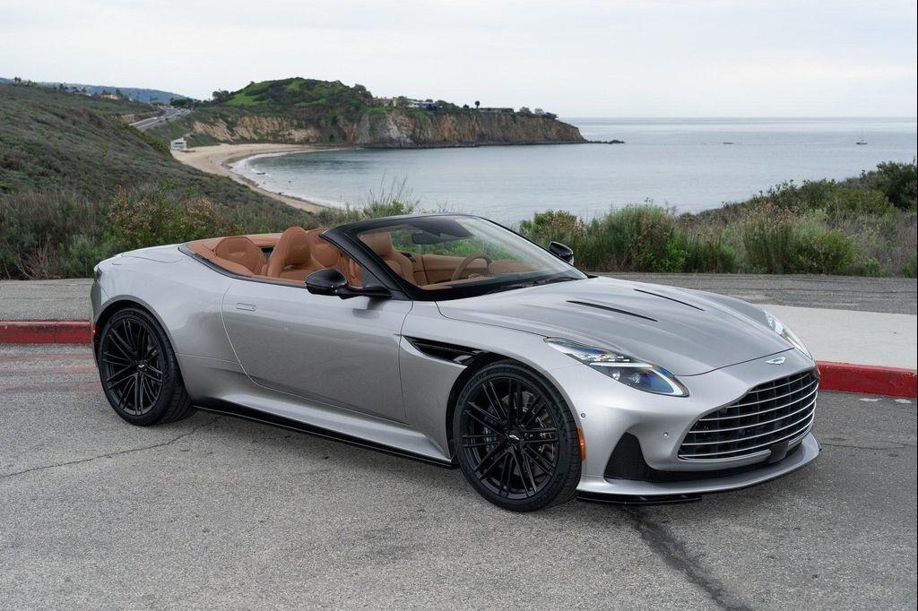 2026 ASTON MARTIN DB12