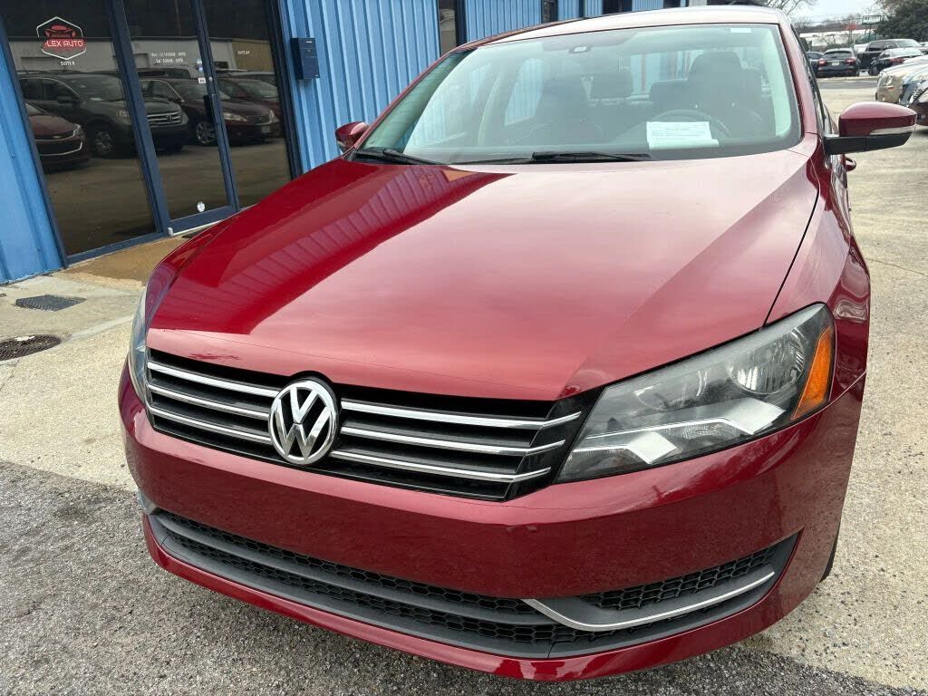 2015 VOLKSWAGEN Passat